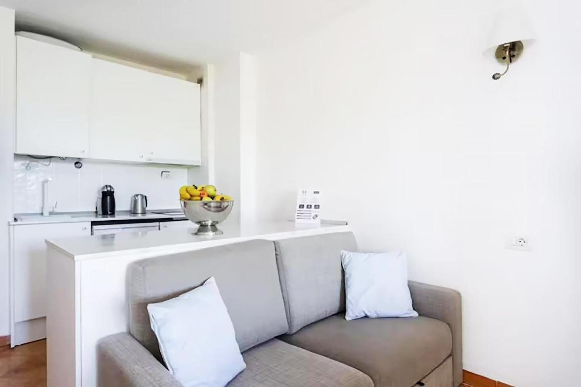 Classbnb - Seafront Studio With Beach View In The Center Of Los Cristianos Los Cristianos  Exterior foto